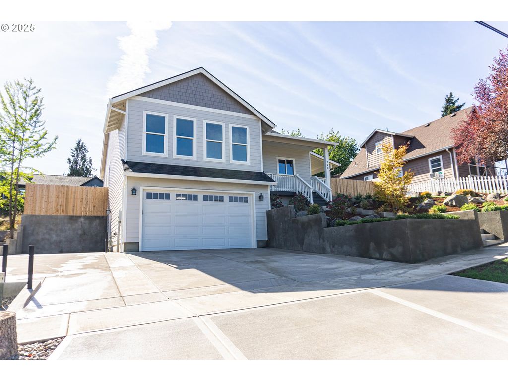 240 Sw Jefferson St, Sheridan, OR 97378