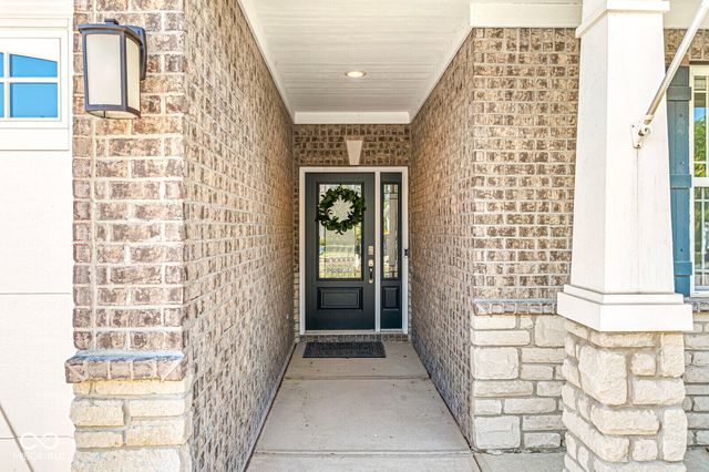 6167 Dugan Drive, Whitestown, IN 46075