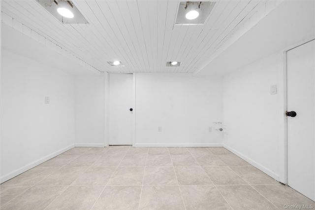 172 Juanita Avenue, Freeport, NY 11520