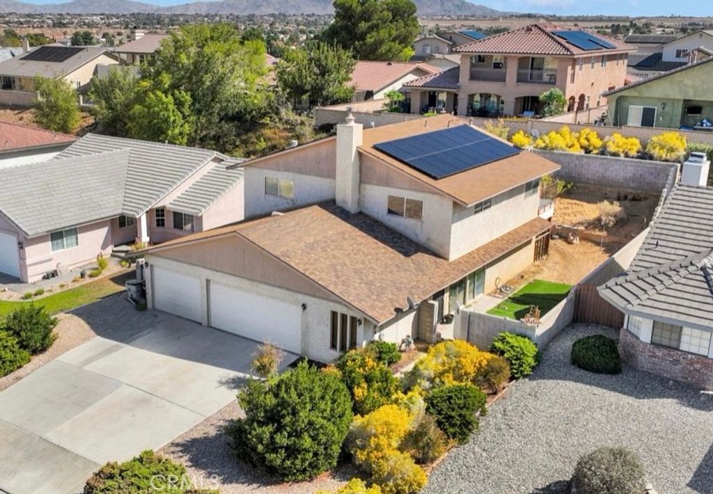 18199 Kalin Ranch, Victorville, CA 92395