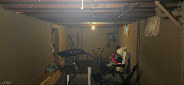 11209 Western Avenue, Cleveland, OH 44111