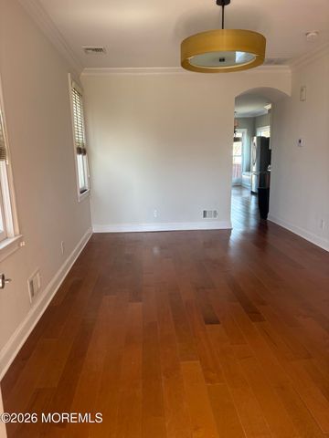 56 Waterman Avenue, Rumson, NJ 07760