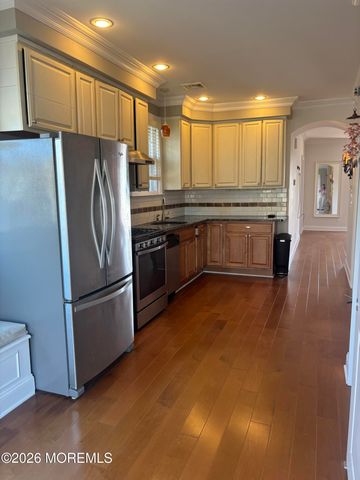 56 Waterman Avenue, Rumson, NJ 07760