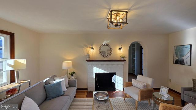 9121 SUDBURY RD, Silver Spring, MD 20901