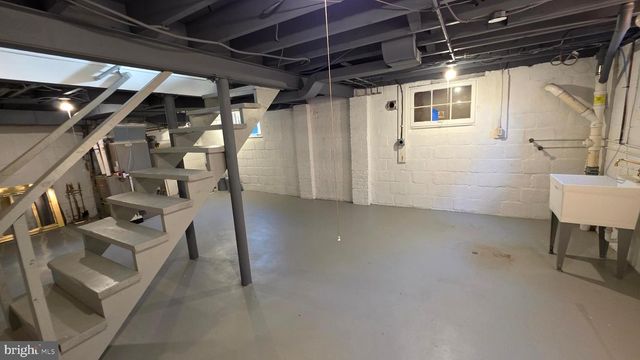 9121 SUDBURY RD, Silver Spring, MD 20901