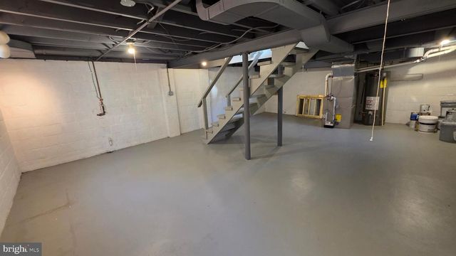 9121 SUDBURY RD, Silver Spring, MD 20901