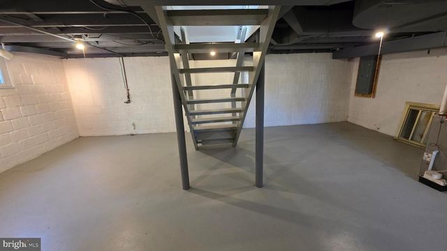 9121 SUDBURY RD, Silver Spring, MD 20901