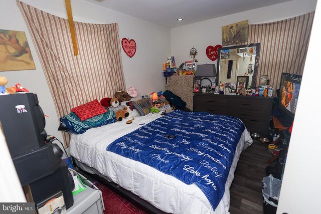 2433 IRVING ST SE, Washington, DC 20020