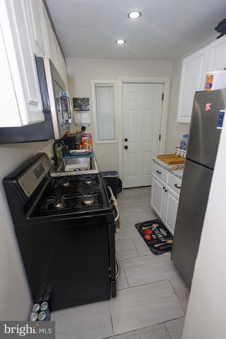 2433 IRVING ST SE, Washington, DC 20020