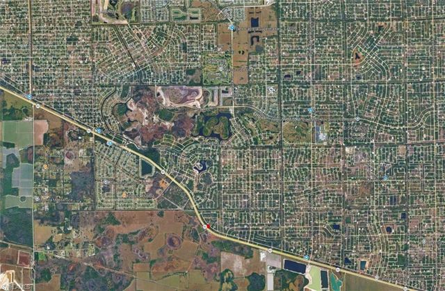 2500 Meadow RD, Lehigh Acres, FL 33974