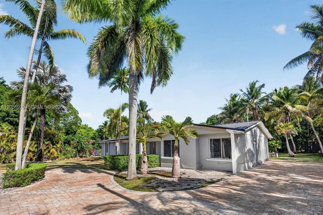 8220 SW 152nd Street 0, Palmetto Bay, FL 33157