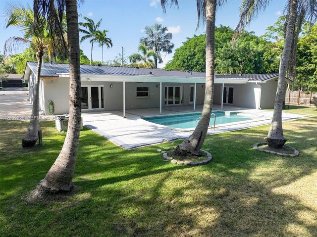 8220 SW 152nd Street 0, Palmetto Bay, FL 33157