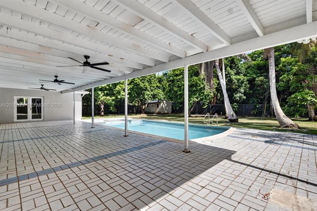 8220 SW 152nd Street 0, Palmetto Bay, FL 33157