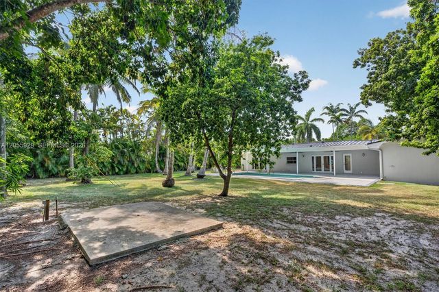 8220 SW 152nd Street 0, Palmetto Bay, FL 33157