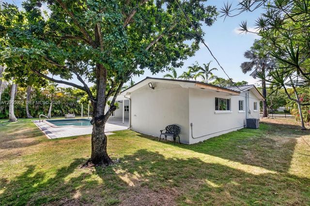 8220 SW 152nd Street 0, Palmetto Bay, FL 33157