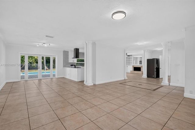 8220 SW 152nd Street 0, Palmetto Bay, FL 33157