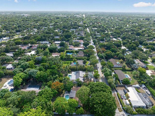 8220 SW 152nd Street 0, Palmetto Bay, FL 33157