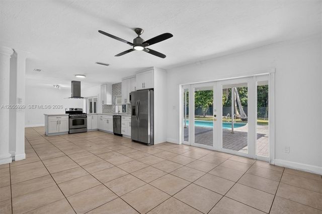 8220 SW 152nd Street 0, Palmetto Bay, FL 33157