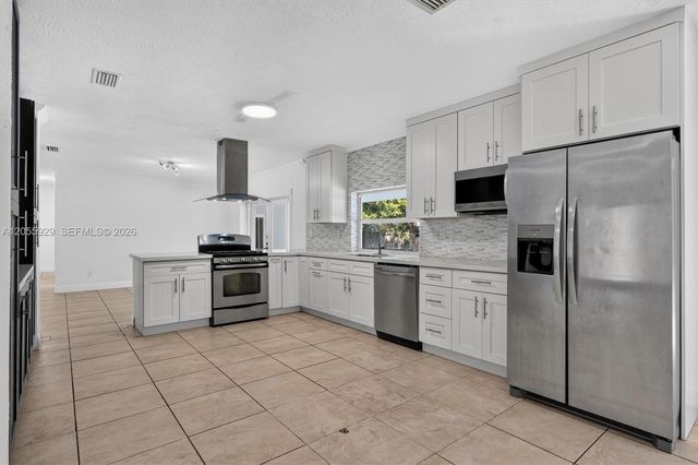 8220 SW 152nd Street 0, Palmetto Bay, FL 33157