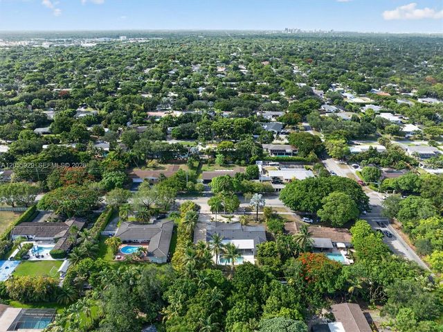 8220 SW 152nd Street 0, Palmetto Bay, FL 33157