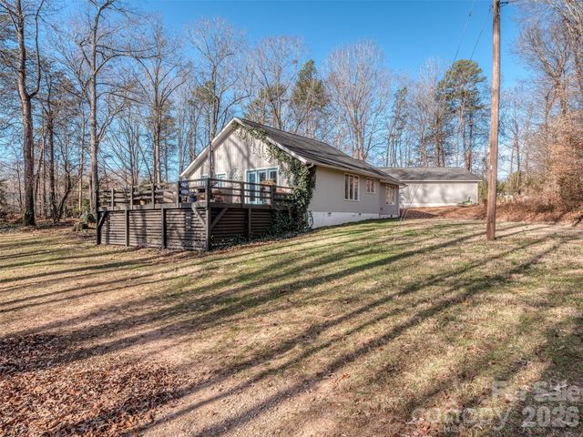 4677 Stratford Lane, Denver, NC 28037