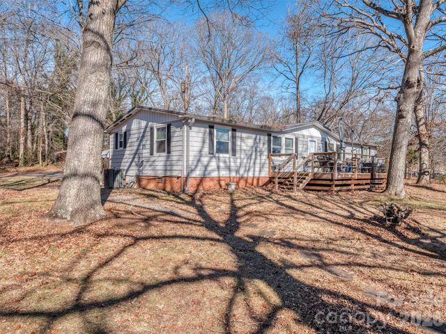 4677 Stratford Lane, Denver, NC 28037