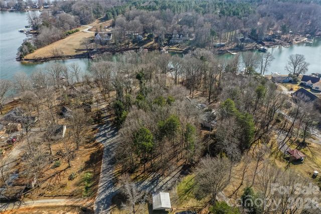 4677 Stratford Lane, Denver, NC 28037