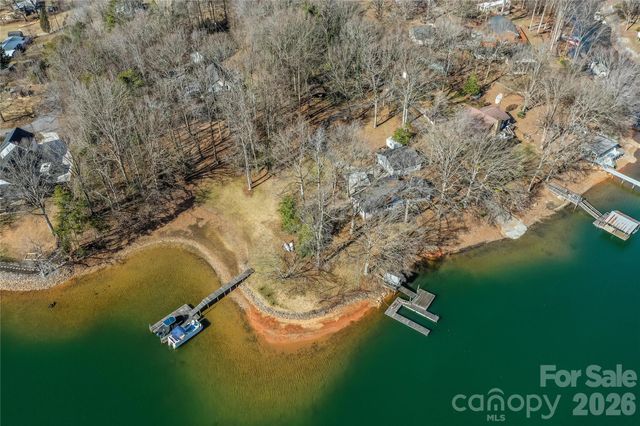 4677 Stratford Lane, Denver, NC 28037