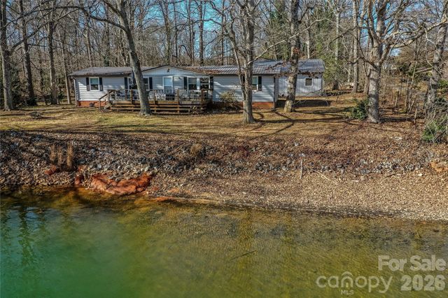 4677 Stratford Lane, Denver, NC 28037