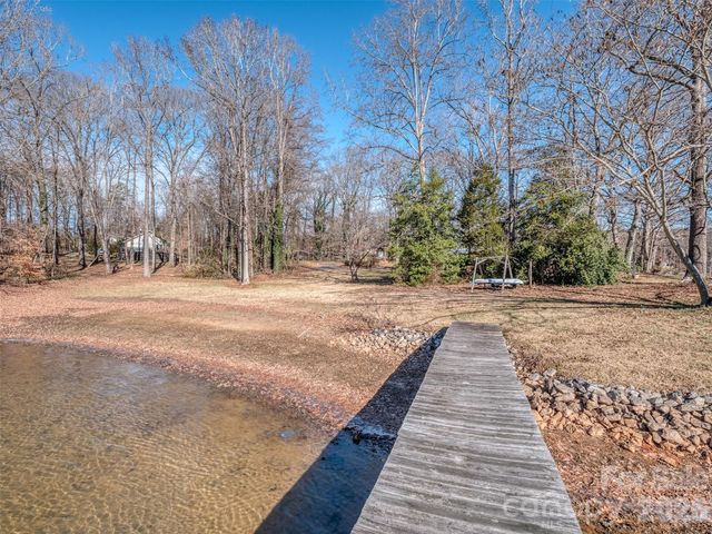 4677 Stratford Lane, Denver, NC 28037