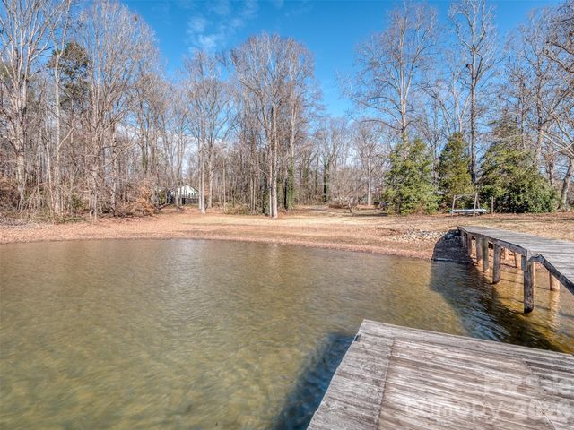4677 Stratford Lane, Denver, NC 28037