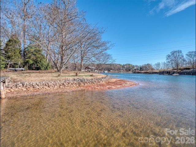 4677 Stratford Lane, Denver, NC 28037