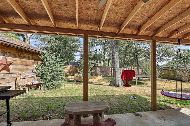 17502 Port O Call Street, Crosby, TX 77532