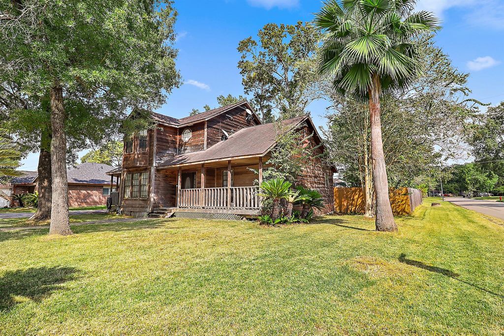 17502 Port O Call Street, Crosby, TX 77532