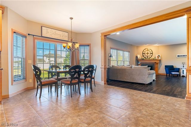 8811 Scotsbury Street NW, Massillon, OH 44646