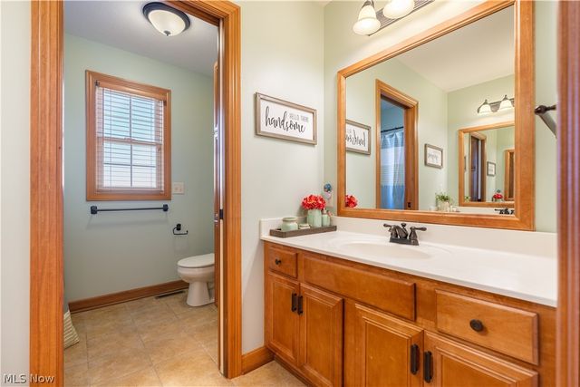 8811 Scotsbury Street NW, Massillon, OH 44646