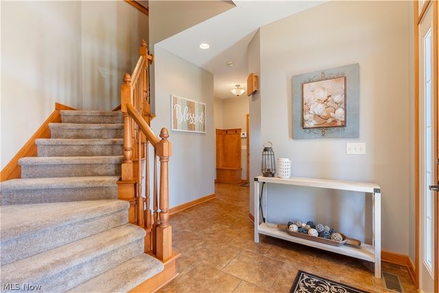 8811 Scotsbury Street NW, Massillon, OH 44646