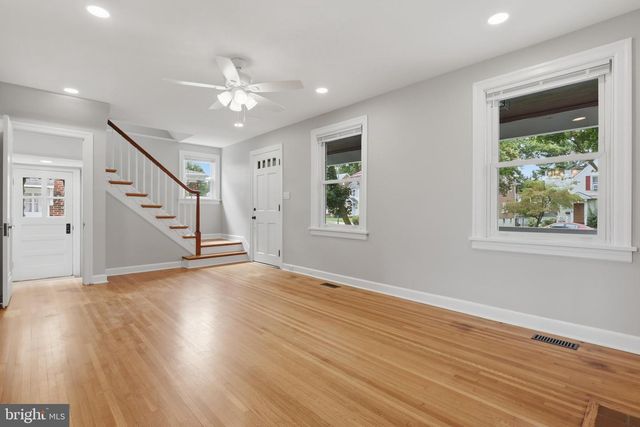 224 E IRVIN AVE, Hagerstown, MD 21742