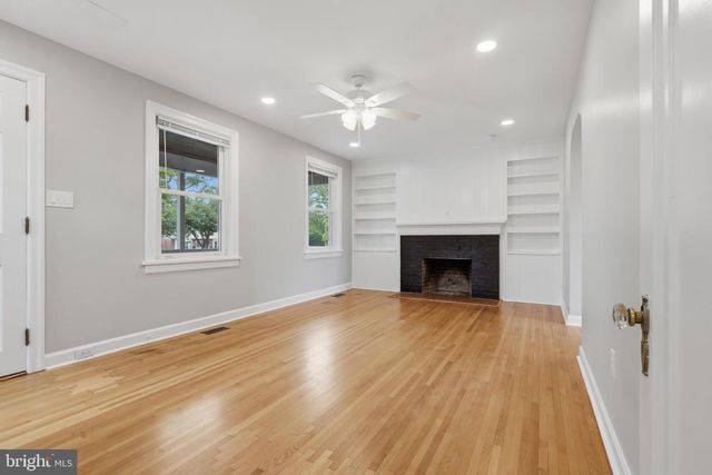 224 E IRVIN AVE, Hagerstown, MD 21742