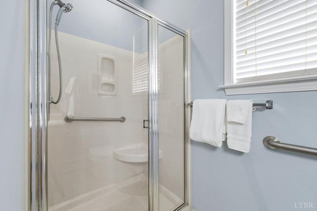 115 Thornfield Drive, Lynchburg, VA 24502