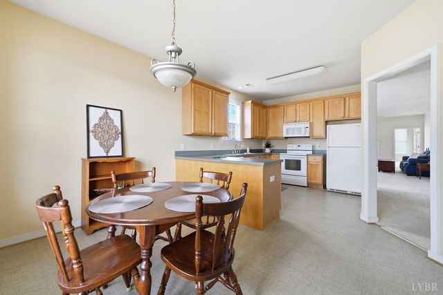 115 Thornfield Drive, Lynchburg, VA 24502