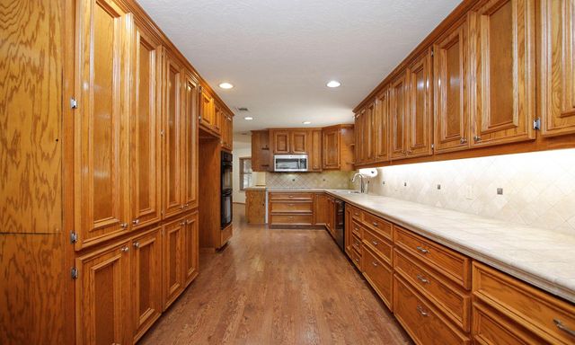 10302 Great Plains Lane, Houston, TX 77064