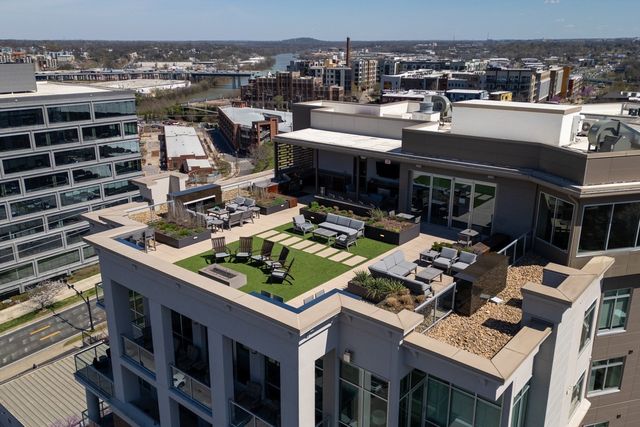 20 Rutledge St Apt 504, Nashville, TN 37210