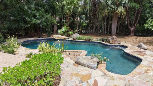 8875 SW 110th St, Miami, FL 33176