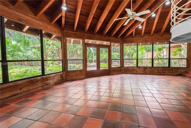 8875 SW 110th St, Miami, FL 33176