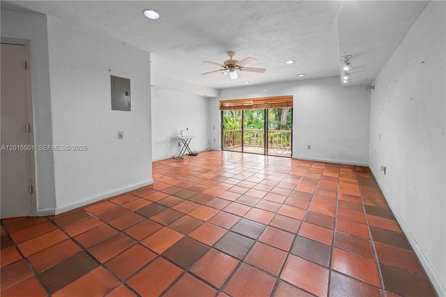 8875 SW 110th St, Miami, FL 33176