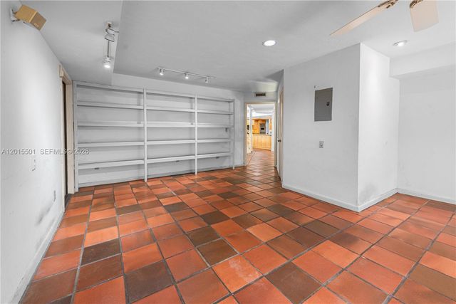 8875 SW 110th St, Miami, FL 33176