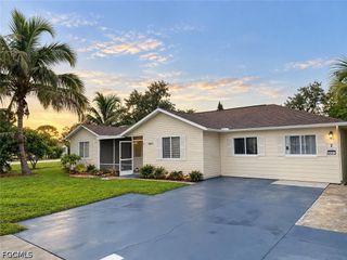 26825 St Thomas DR, Bonita Springs, FL 34135