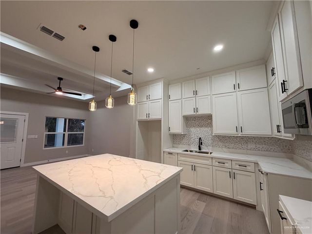 2324 Thornton Avenue, Mission, TX 78574