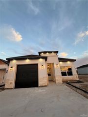 2324 Thornton Avenue, Mission, TX 78574